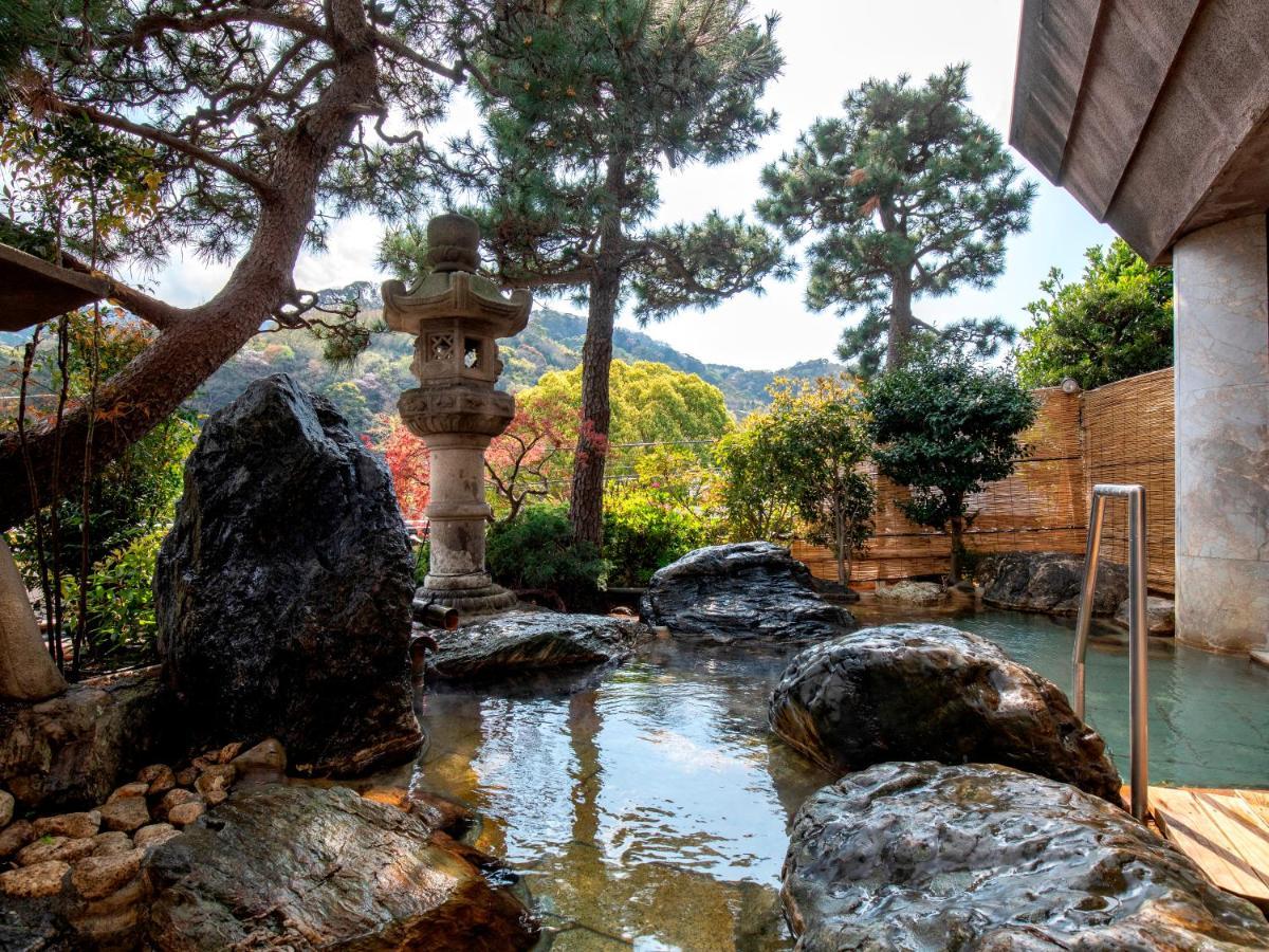 Отель Wakamatsu HakoneЮгавара Экстерьер фото