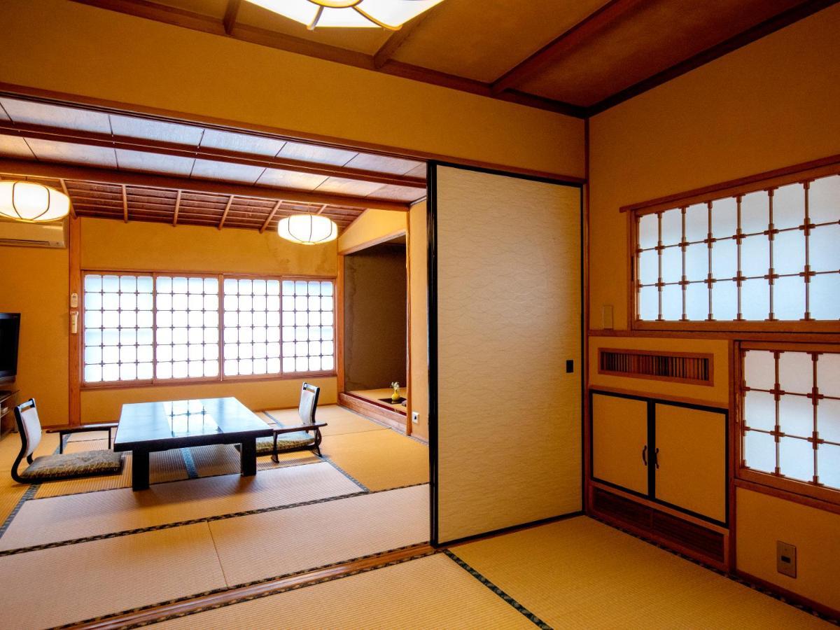 Отель Wakamatsu HakoneЮгавара Экстерьер фото